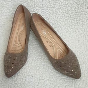 High Heels Khaki Size 8.5